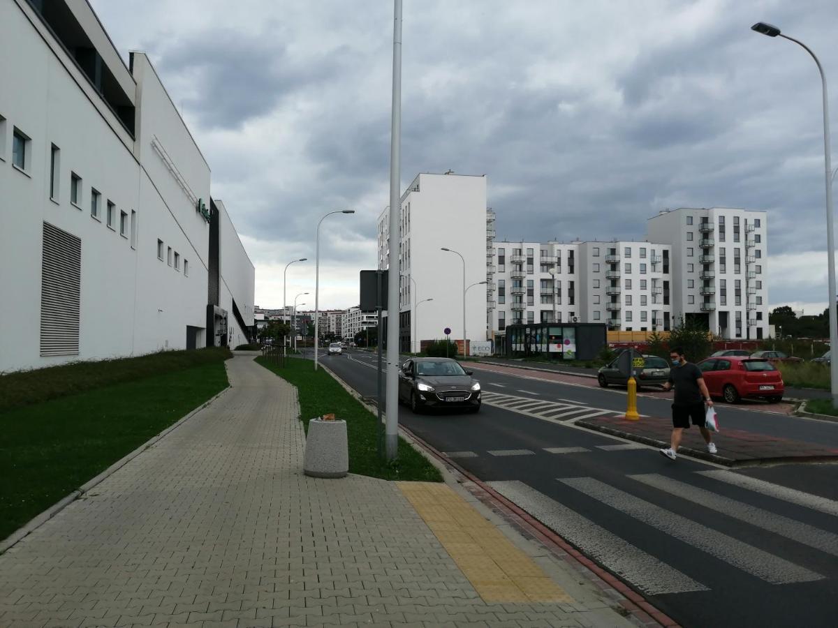 Apartamenty Galeria Polnocna Varşovia Exterior foto