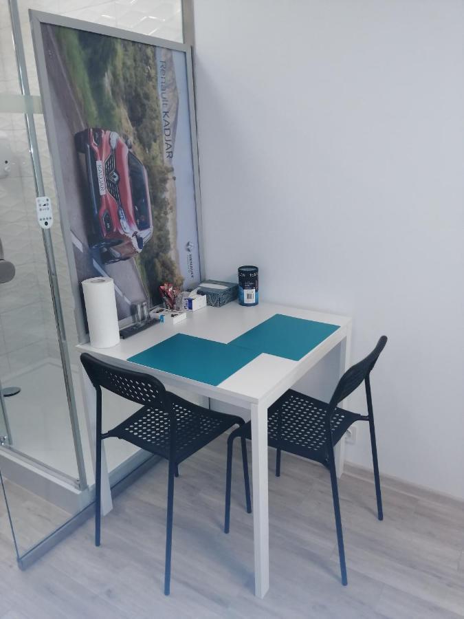 Apartamenty Galeria Polnocna Varşovia Exterior foto