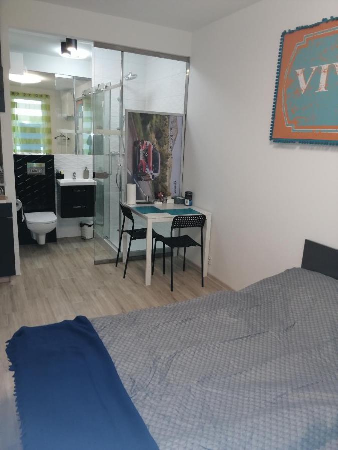 Apartamenty Galeria Polnocna Varşovia Exterior foto