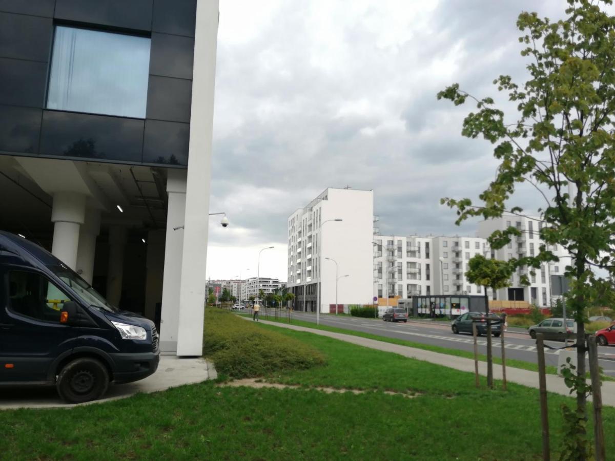 Apartamenty Galeria Polnocna Varşovia Exterior foto